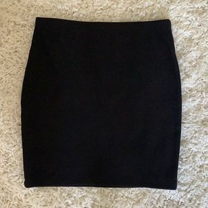 F21 Curvy Black Pencil Skirt